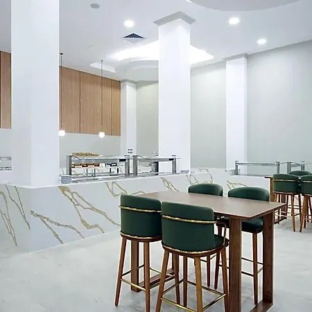 Eleni Hotel